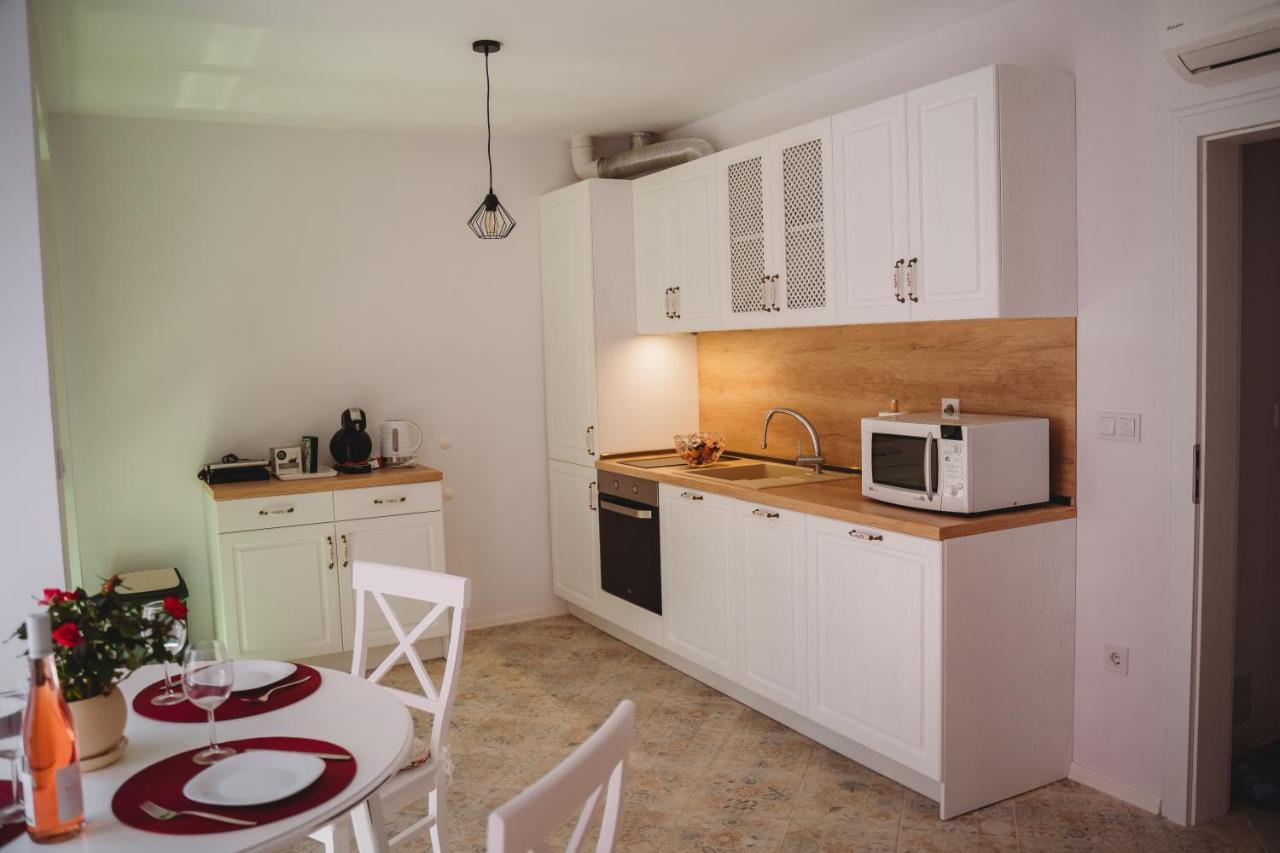 Andreya'S Sea Apartment-Beach, Sea Garden ,Old Town, Free Parking, Free Evcharging Station Várna Kültér fotó